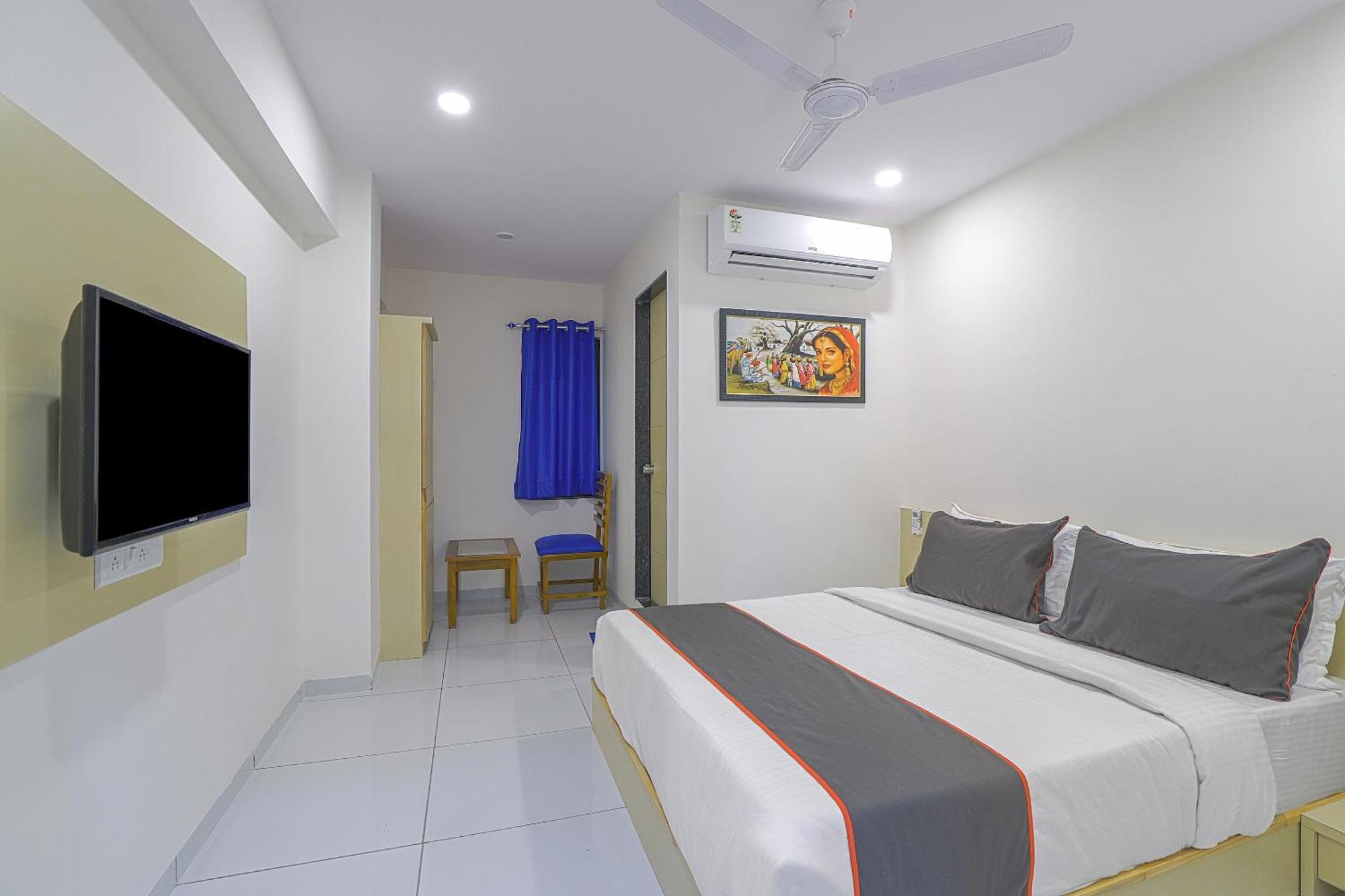 Hotel O La Veera Amhedabad Dış mekan fotoğraf