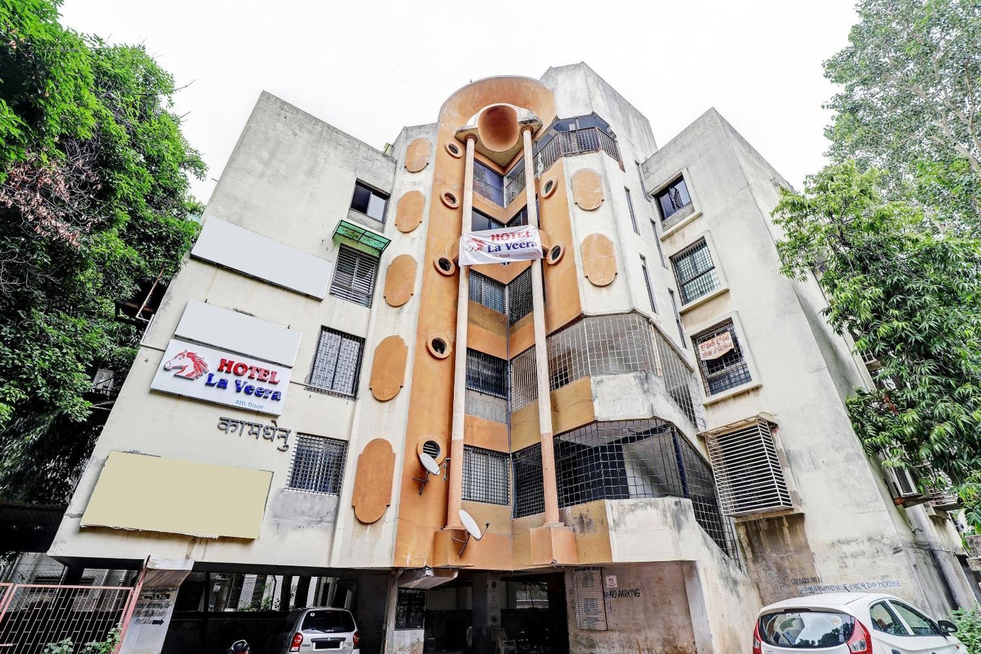 Hotel O La Veera Amhedabad Dış mekan fotoğraf